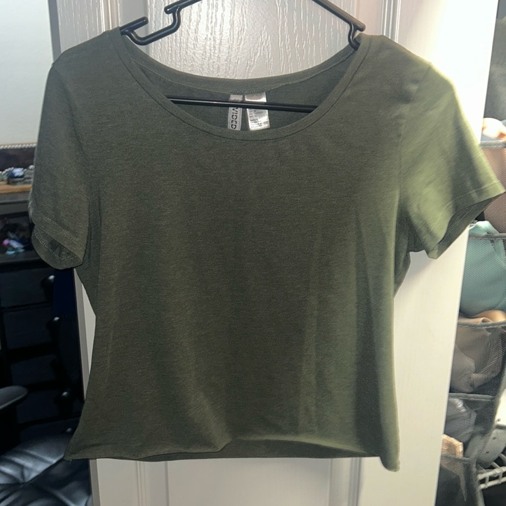 Green t shirt